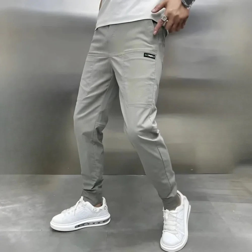 Elastic cargo pants