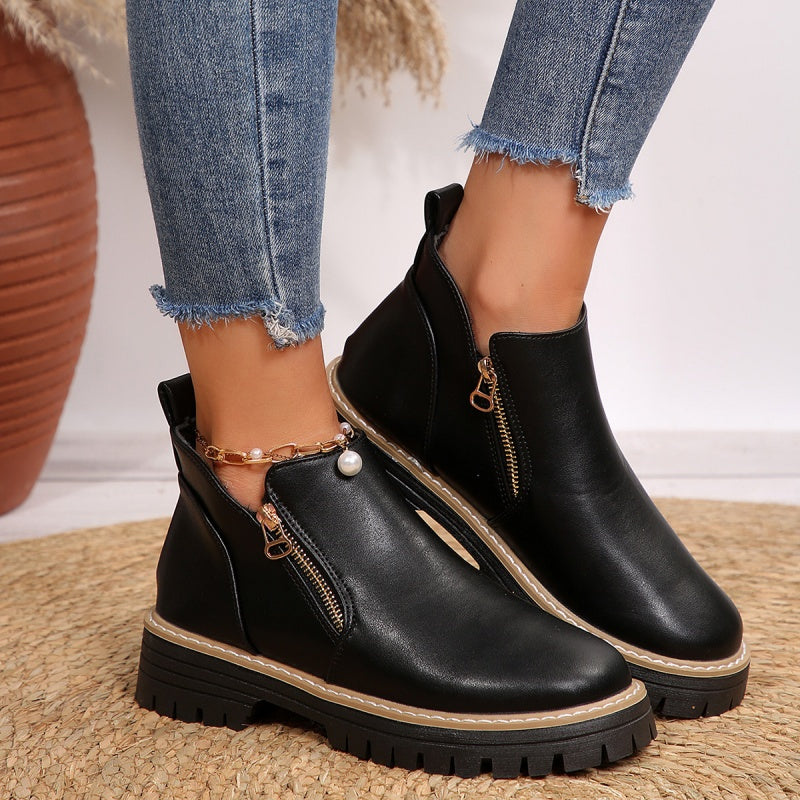 Elegant ankle boots