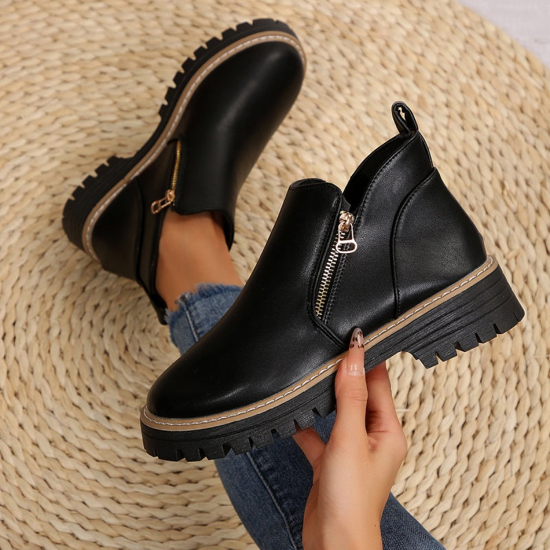 Elegant ankle boots